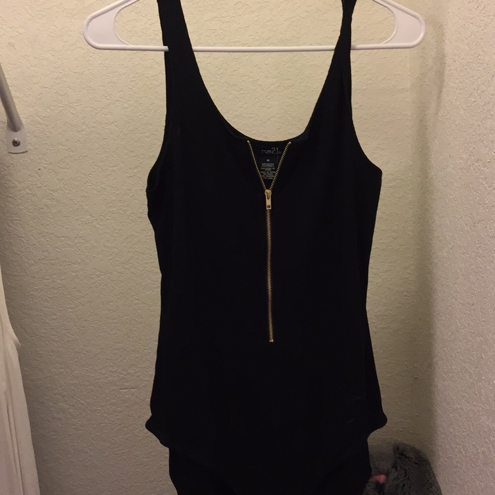 Rue 21 zip up body suit